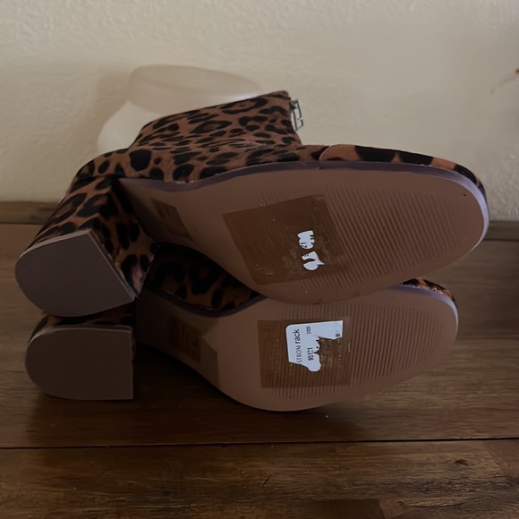 Madewell Leopard Calf Hair Booties - Picture 4 of 6